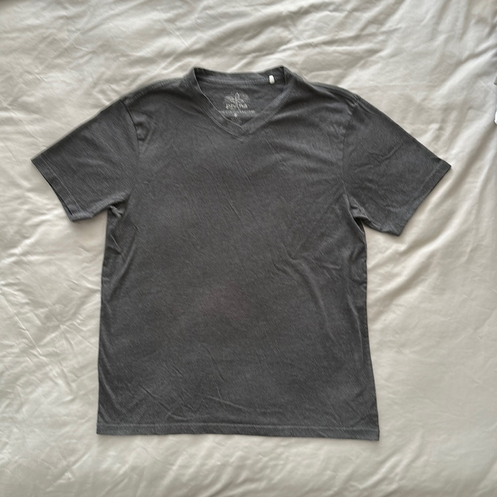 Prana Men’s V Neck Tee